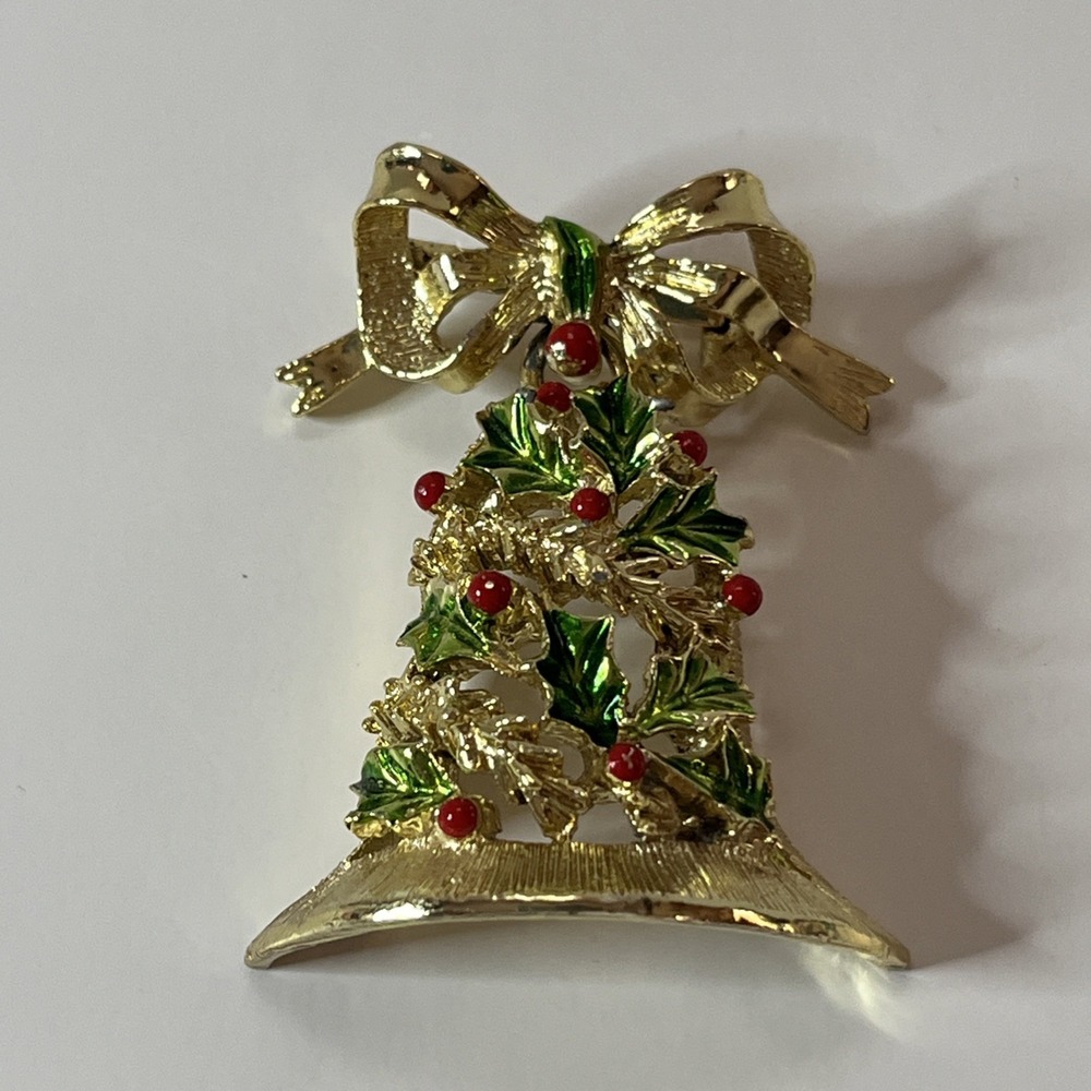 Vintage Gerry's Gold Tone Red Green Enamel Dangling Christmas Bell Holly Brooch